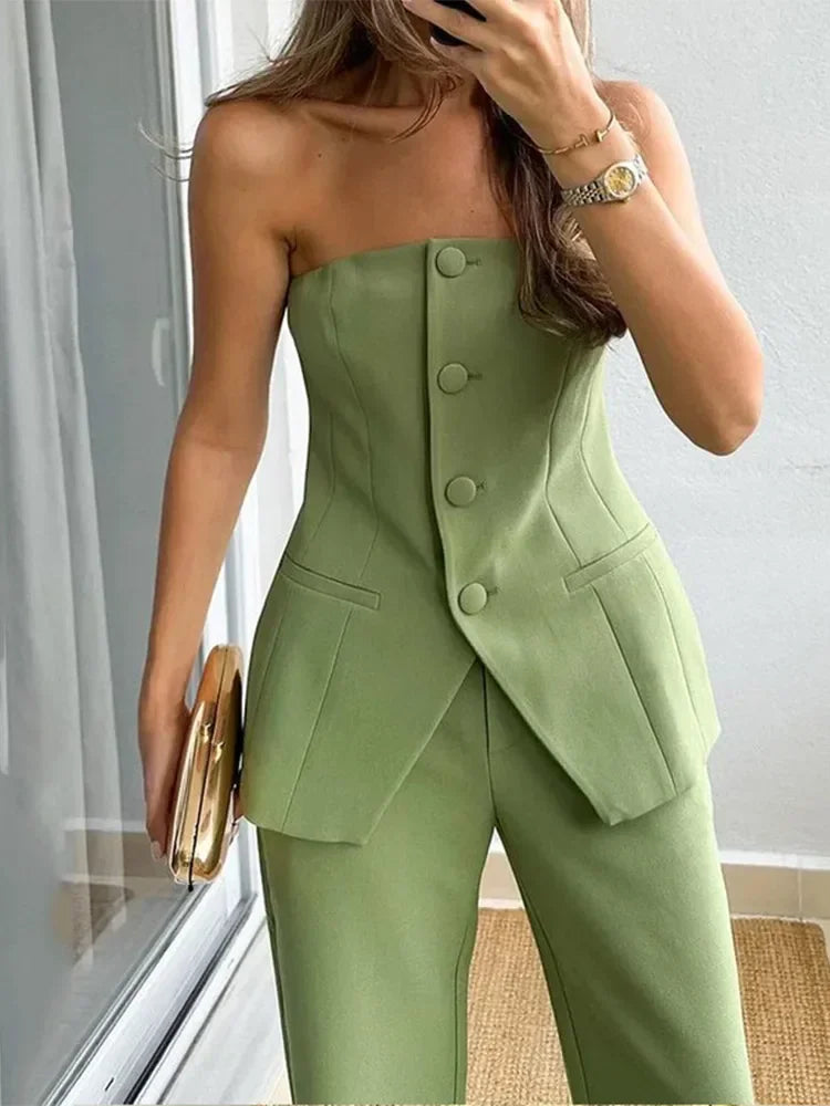 Costume Verde – Tailleur-pantalon asymétrique sans bretelles 
